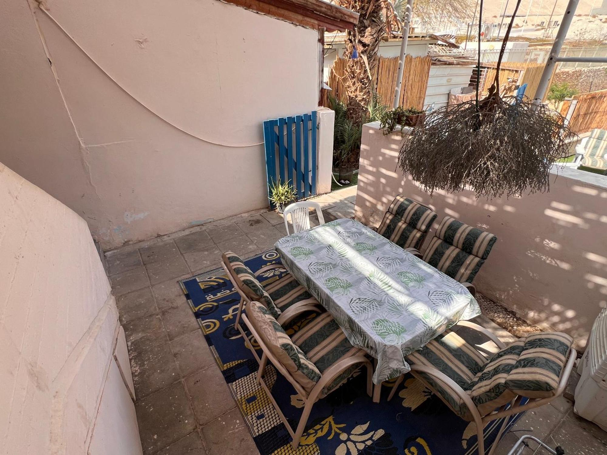 King Of The Dead Sea By Crown Apartment Neve Zohar Bagian luar foto