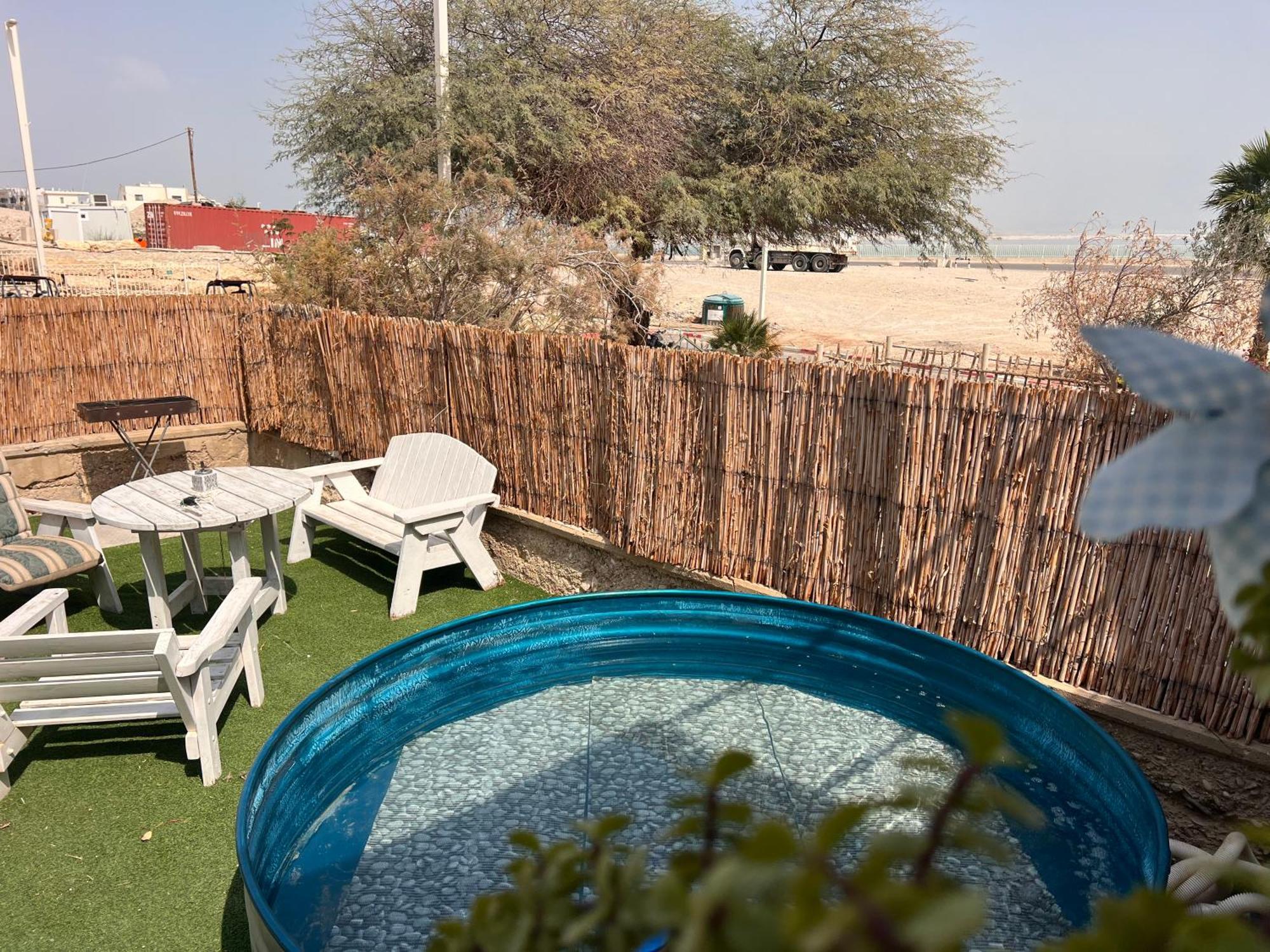 King Of The Dead Sea By Crown Apartment Neve Zohar Bagian luar foto
